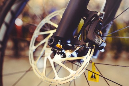 Freios a disco hidráulico para sua bike. Conheça um pouco sobre eles ...